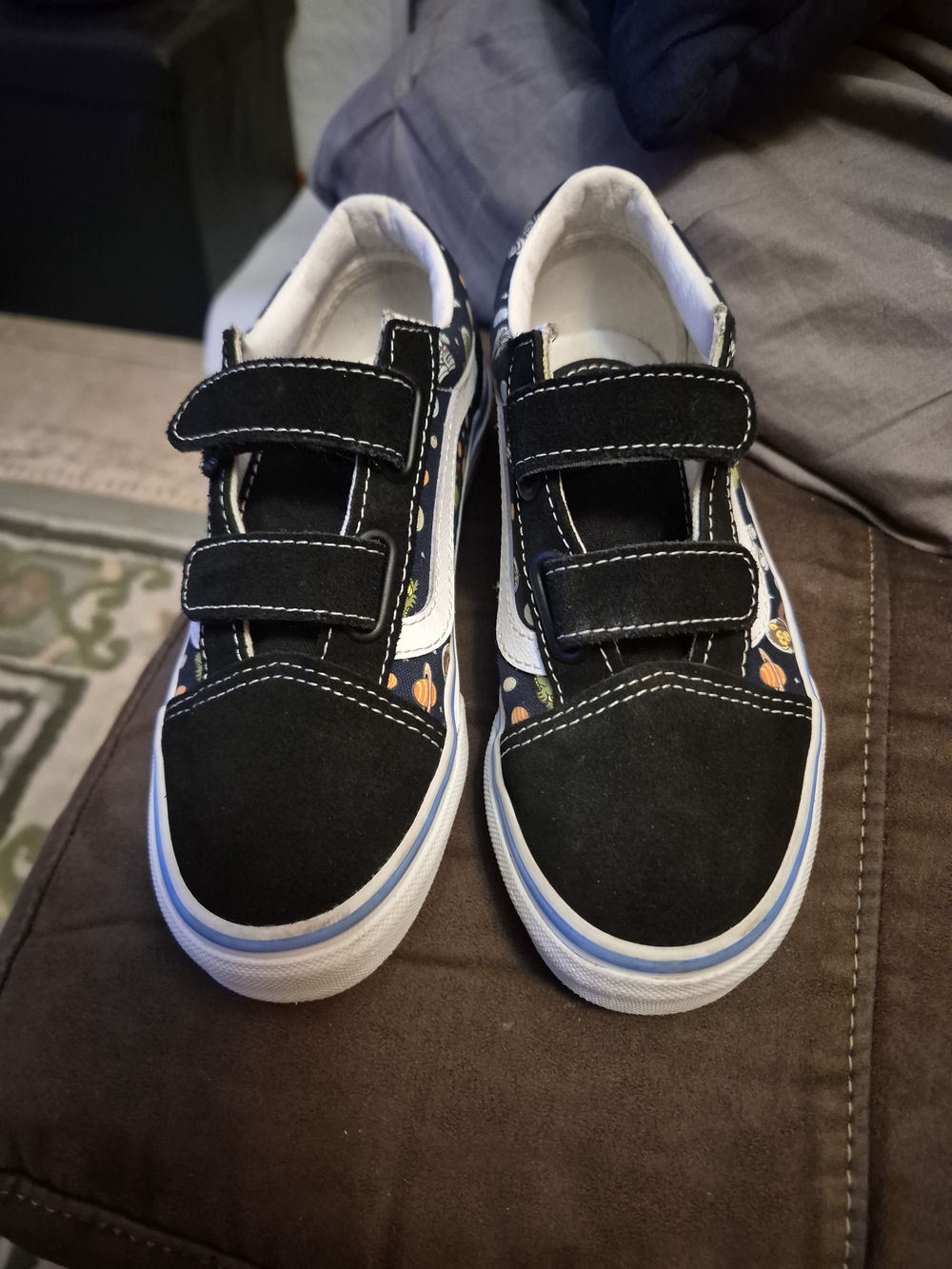 Kids Space Print Velcro Skate Shoe - Black/White GLOW In Dark Vans - Picture 3 of 3